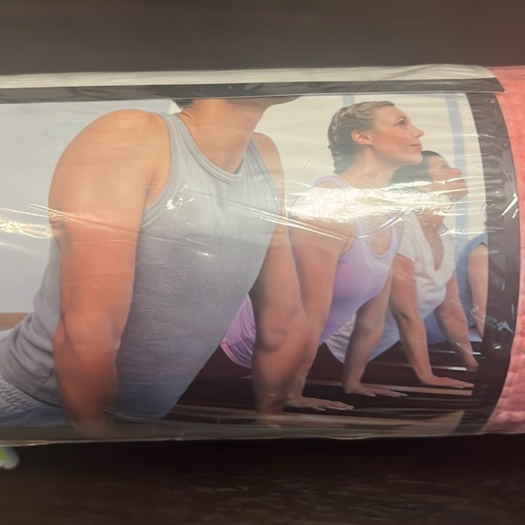 Sharper Image 24x68” Non-Slip 5MM Exercise Mat - Picture 8 of 10